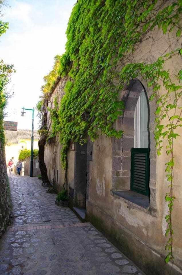 Villa Piccinina A Pochi Passi Da Villa Eva Ravello Exterior foto